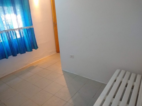 Casa, Quincho Y Departamento Sobre Parcela De 3000m2