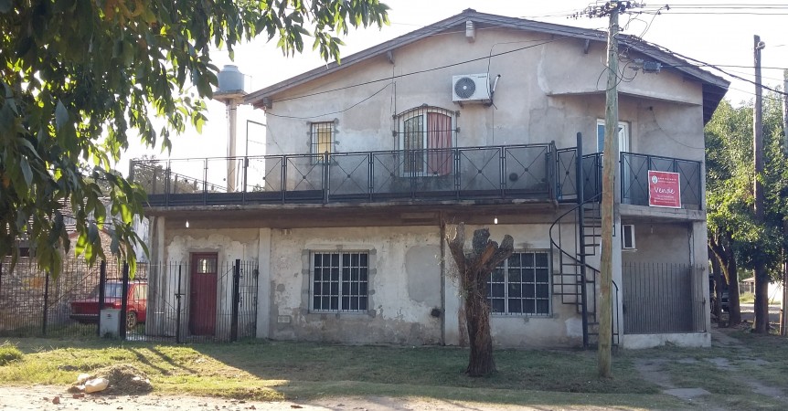 CASA MULTIFAMILIAR