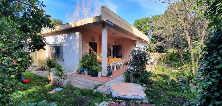CASA EN VENTA 20 DE JUNIO