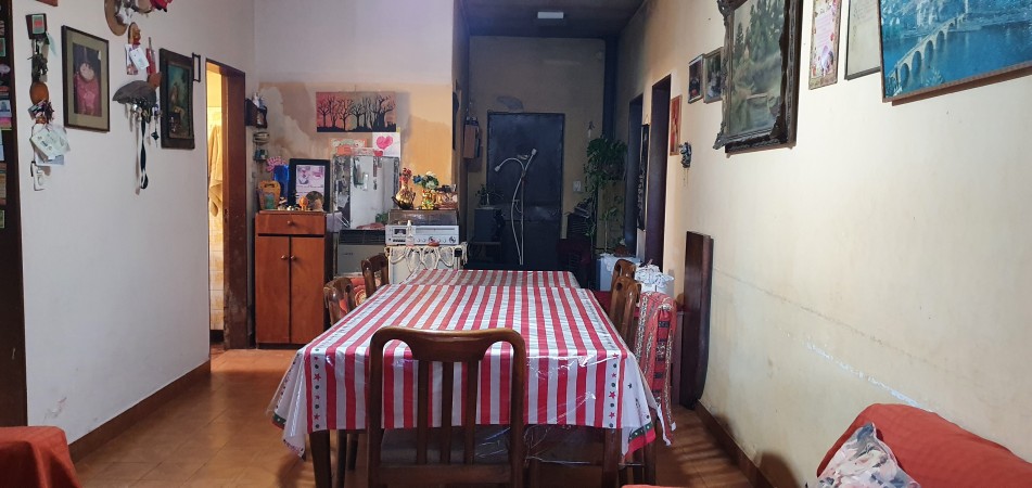 CASA EN VENTA 20 DE JUNIO