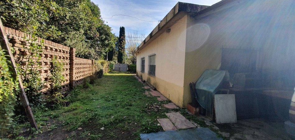 CASA EN VENTA 20 DE JUNIO