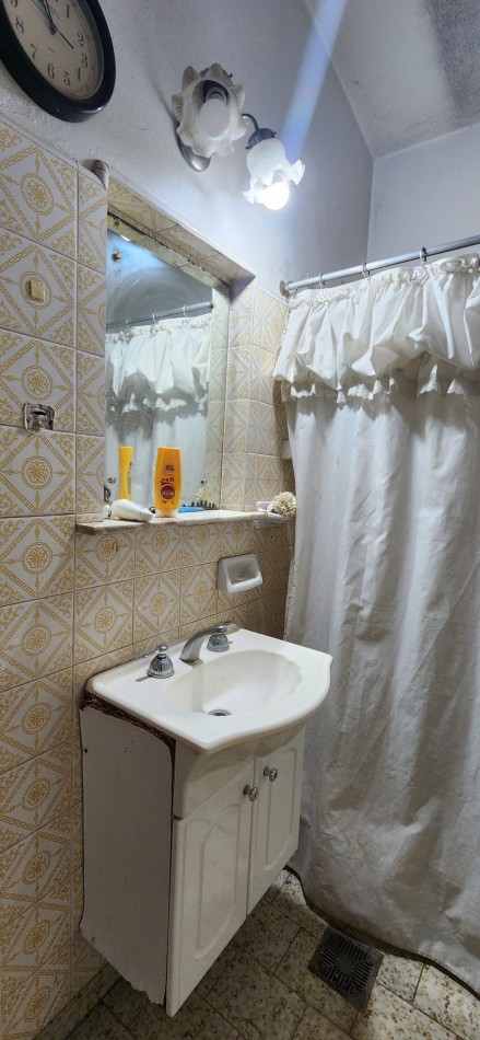 CASA QUINTA sobre 1640m² de TERRENO