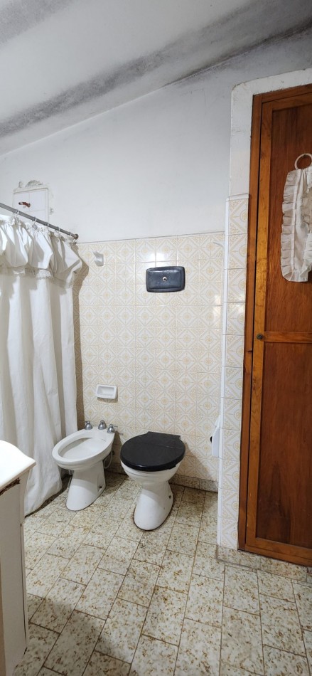 CASA QUINTA sobre 1640m² de TERRENO