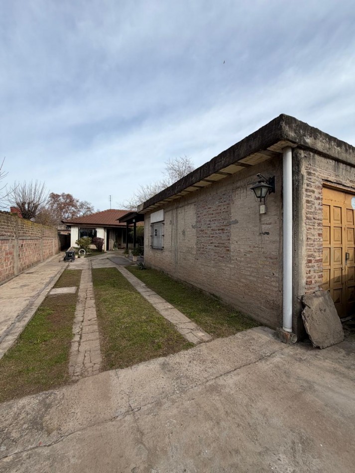 CHALET, GARAGE y DEPARTAMENTO sobre un LOTE de 375m² en PONTEVEDRA CENTRO