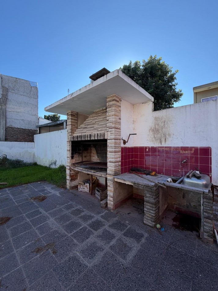 CASA DEL TIPO QUINTA EN EL CENTRO DE PONTEVEDRA