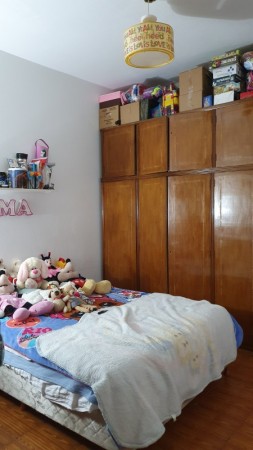 CASA CENTRICA CON DEPARTAMENTO